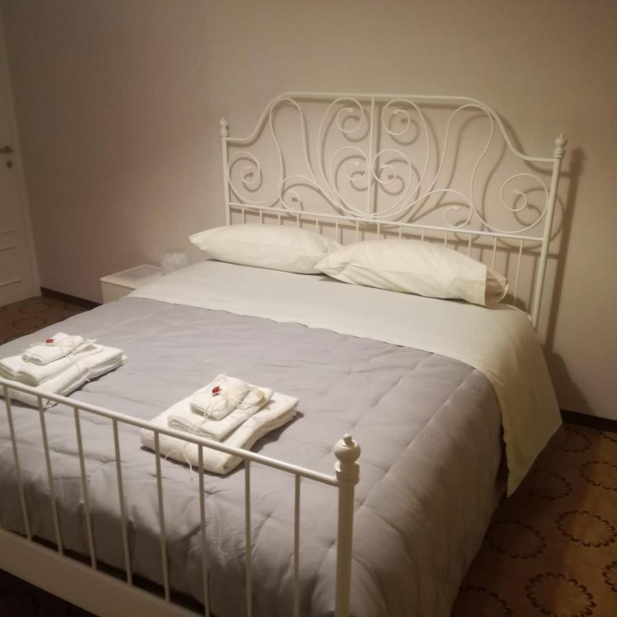 B&B Porta Girone Civitanova Alta Exterior foto